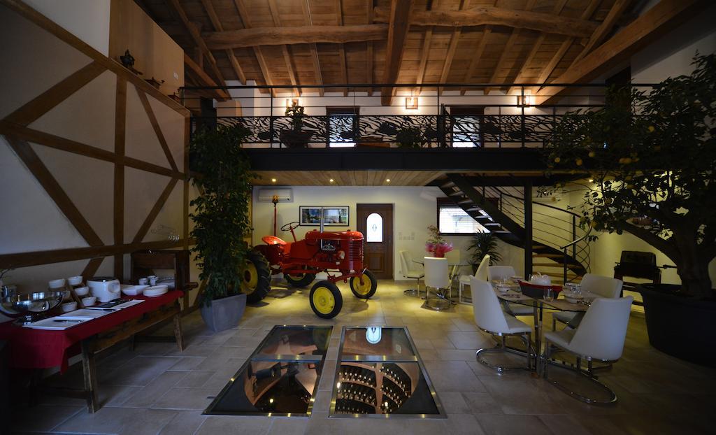 Domaine De La Garde Bed & Breakfast Vonnas Luaran gambar